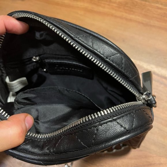 Danier Chain Link Cross Body Black Leather Bag - Picture 14 of 15